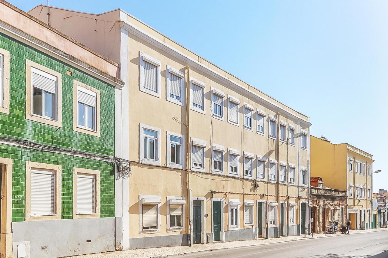Vita Portucale ! Stylish Apartment Campo Ourique Lisboa Kültér fotó